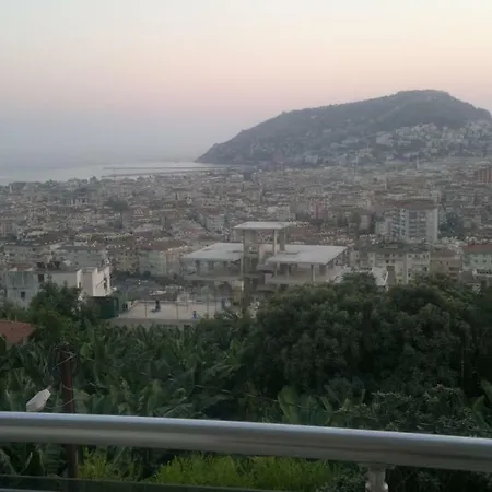 Kucuk Hasbahce Caddesi Apartman